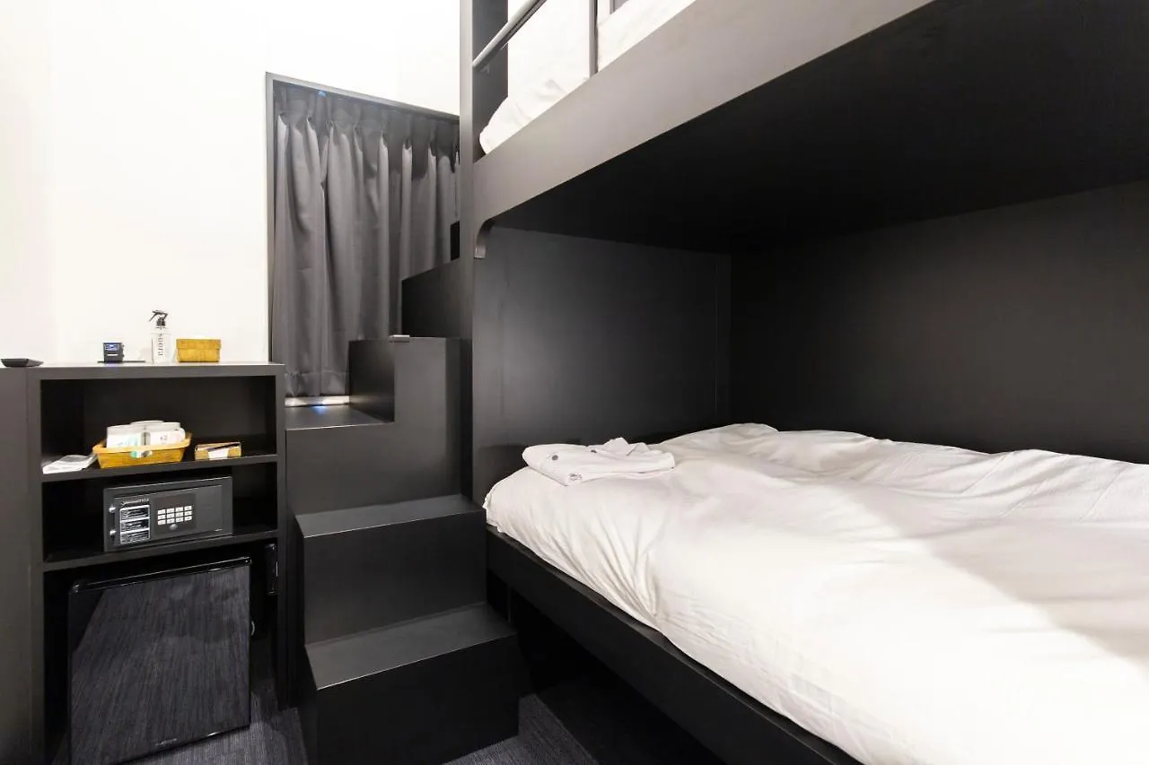 Hotel Trad Replay Ōsaka