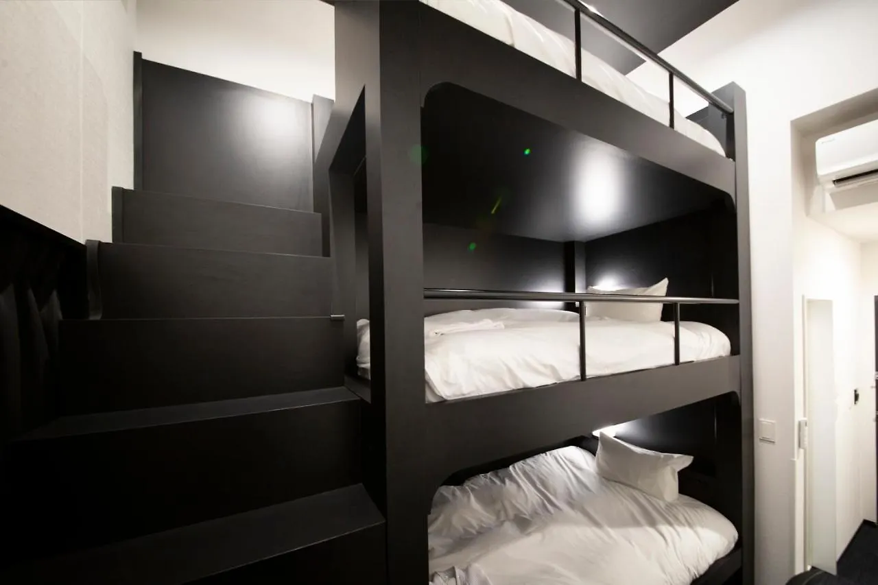 Hotel Trad Replay Ōsaka