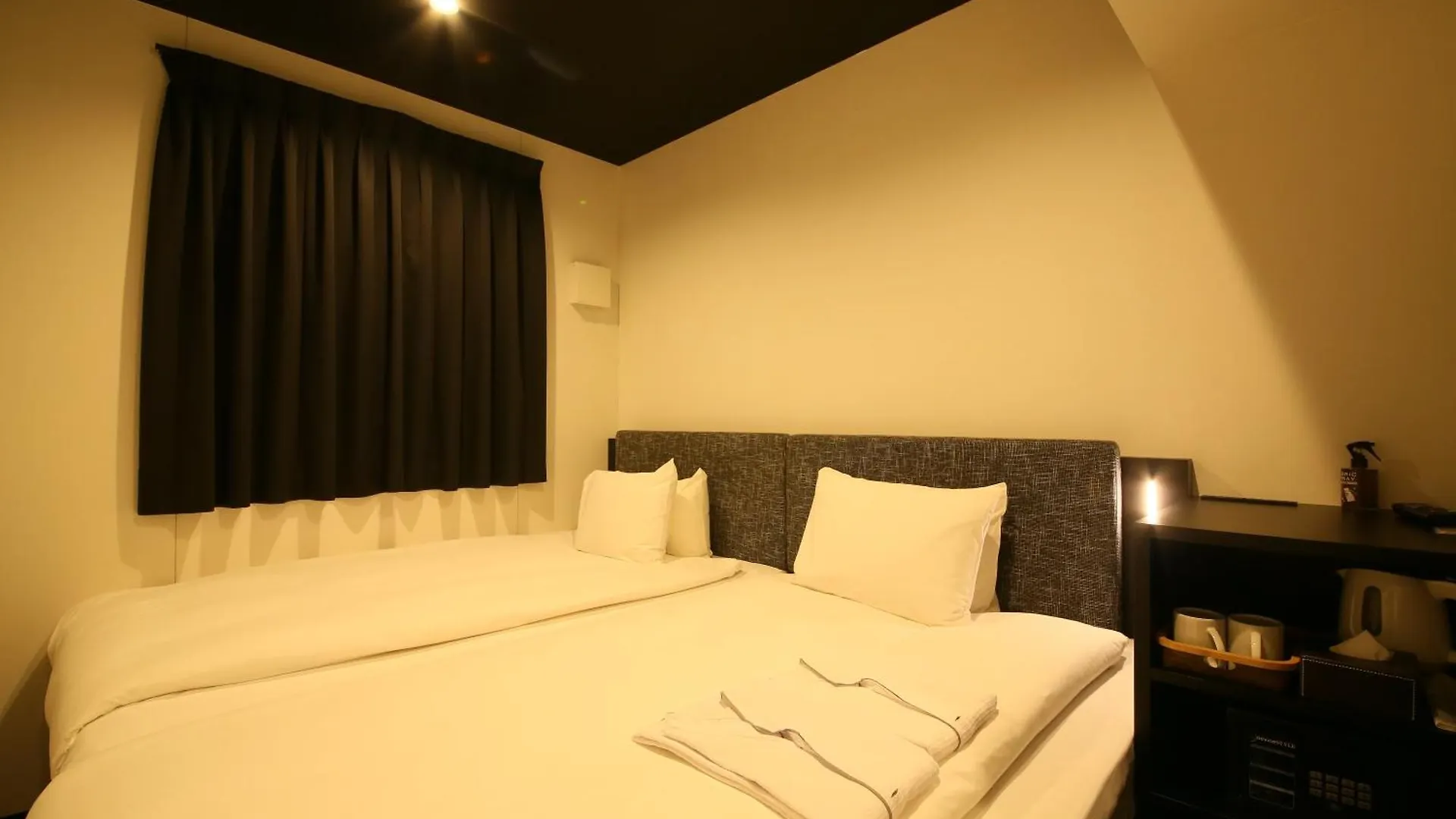 Hotel Trad Replay Ōsaka